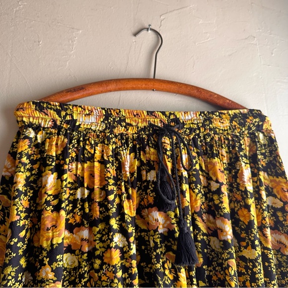 Floral maxi skirt from Fabrik - Picture 4 of 7